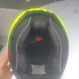 Casco de moto NZi amarillo fluorescente