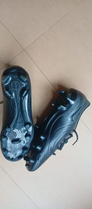 Zapatillas Fútbol Nike Legend 10 Club FG/MG Negras