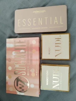 Lote 4 paletas sombras de ojos.