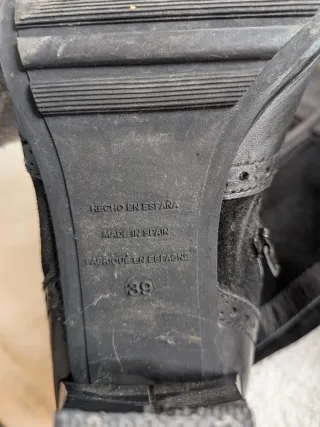 Botas altas de cuero y ante negro