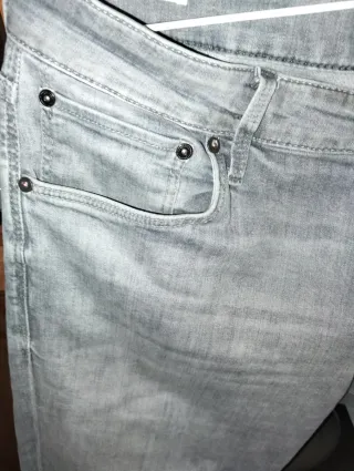 Vaqueros Jack & Jones hombre grises