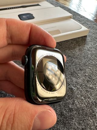 Apple Watch Series 9 45mm GPS + 12 cinturini