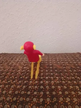 Muñeco Kinder Flash DC