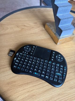 Mando Teclado Inalámbrico Rii Negro