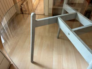 Mesa redonda cristal y aluminio