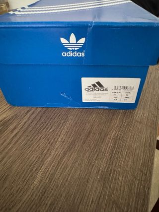 Zapatilla Adidas Campus Gris