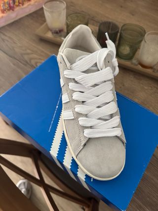 Zapatilla Adidas Campus Gris