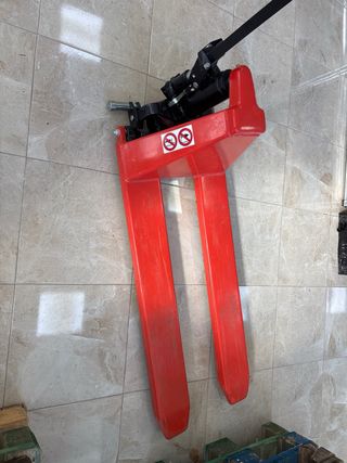 Traspaleta Tijera Profesional Roja con envío