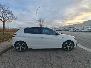 Peugeot 308 2015