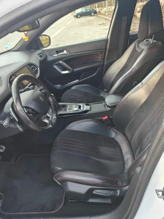Peugeot 308 2015
