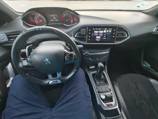 Peugeot 308 2015