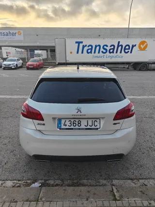 Peugeot 308 2015