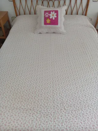 Colcha infantil con cojín