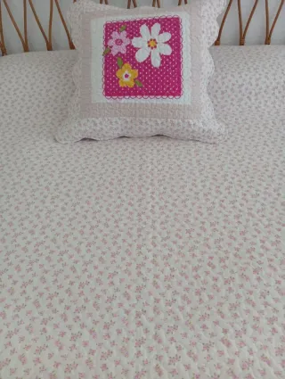 Colcha infantil con cojín