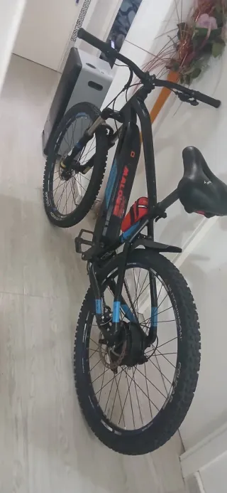 Bici Eléctrica st 500 con solo 175kilometros