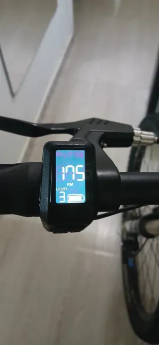 Bici Eléctrica st 500 con solo 175kilometros