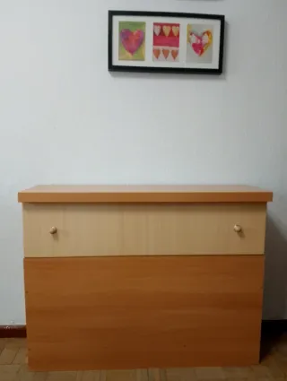 CABECERO DE CAMA DE MADERA TIPO ARCÓN.