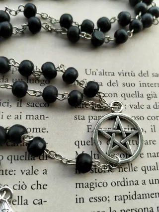 Rosario gotico con croce e strass