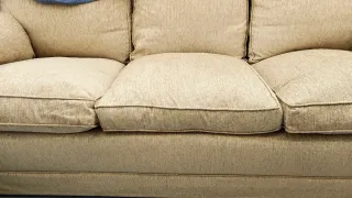 Sofá de 3 plazas en tela beige 2,10m de ancho