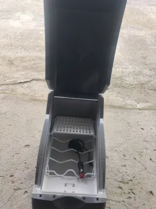 Nevera termoeléctrica 12V