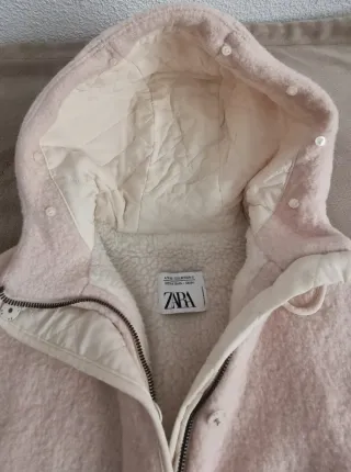 Abrigo Zara niña 13-14 años borreguito con capucha