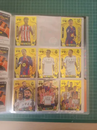 Cromos Adrenalyn XL 2025-26