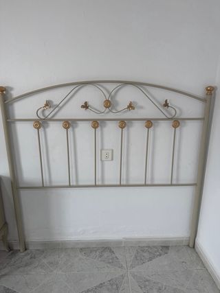Cabeceros de camas 1,35m metal dorado y gris