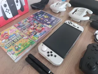 Nintendo Switch OLED + Accesorios