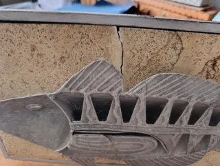 Decoración Pez Metal y Piedra