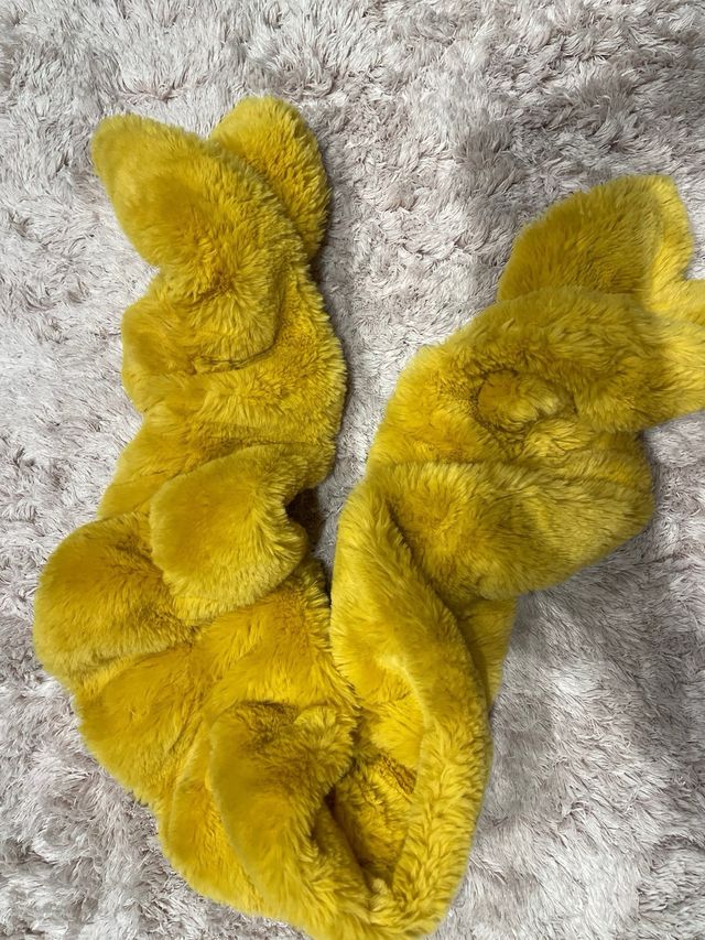 Bufandas de pelo sintético