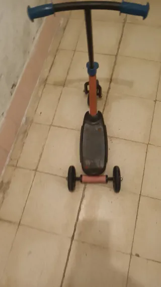 Patinete 3 Ruedas Infantil  6 € a la unidad.