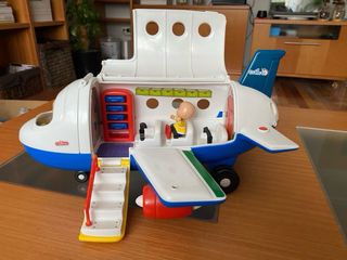 Avión Caillou con figuras y accesorios