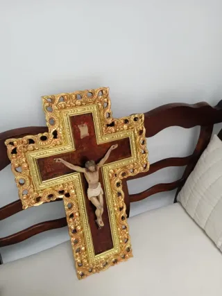 Antigua Cruz Nuestro Señor Jesucristo Pan de oro