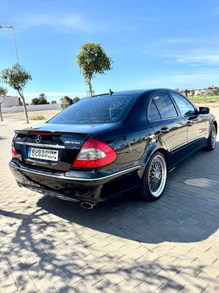 Mercedes-Benz W211 2008