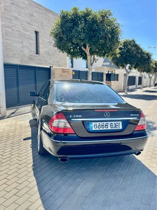 Mercedes-Benz W211 2008