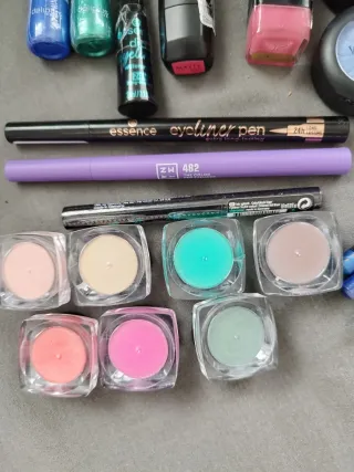 Lote cosméticos 38 piezas. varias marcas