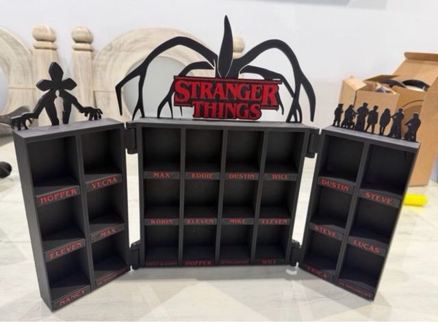 Estantería Stranger Things joy kinder