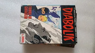 10 numeri fumetto Diabolik in buone condizioni.