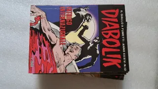 10 numeri fumetto Diabolik in buone condizioni.