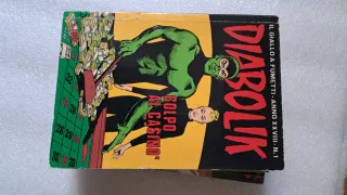 10 numeri fumetto Diabolik in buone condizioni.