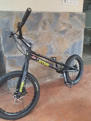 Bicicleta Trial Jitsie