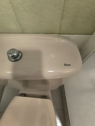 Inodoro, bide, lavabo, espejo ROCA