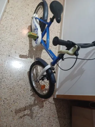 Bicicleta infantil B'Twin azul