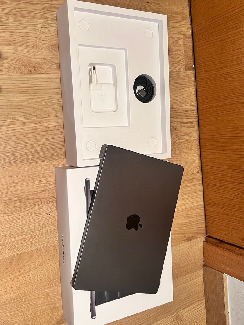 MacBook Pro M5 14 16GB 512GB 2025 afbeelding 2