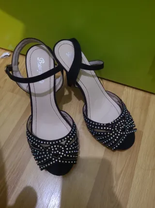 Tacchi eleganti neri