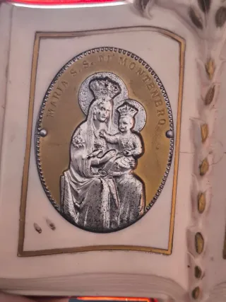 Placca Maria di Montenero libro decorativo