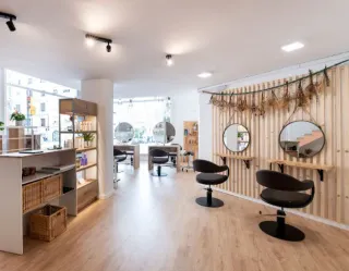 ✨ TRASPASO PELUQUERÍA EN ZONA NERVIÓN SEVILLA