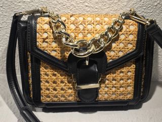 NUEVO. Bolso ZARA