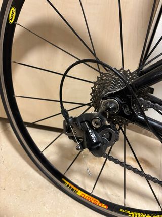 Bicicleta Goka Carbono CMT 700