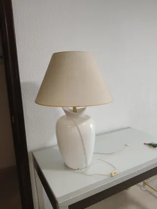 Lámpara de mesa cerámica grande